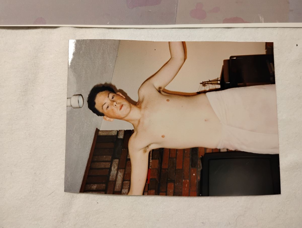 Item 1178 — TOM IN A TOWEL, TOM WITH ARMS CROSSED - TWO PHOTO PRINTS, picture 2 of 3