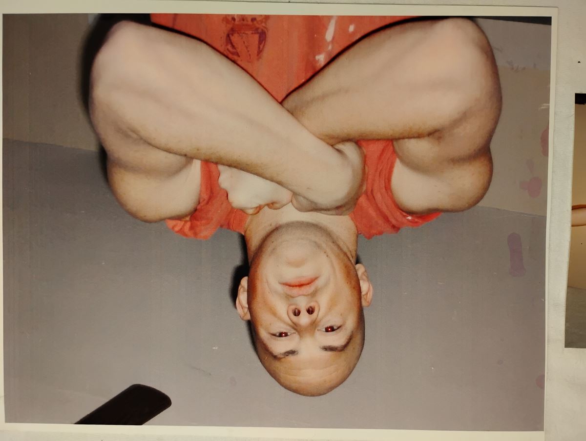 Item 1178 — TOM IN A TOWEL, TOM WITH ARMS CROSSED - TWO PHOTO PRINTS, picture 3 of 3