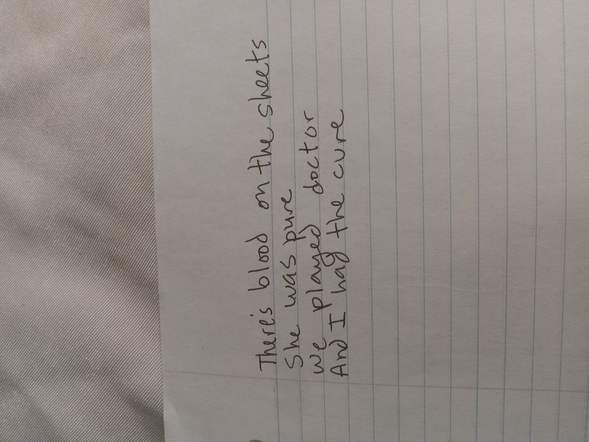 Item 1048 — There's blood on the sheets, picture 2 of 2