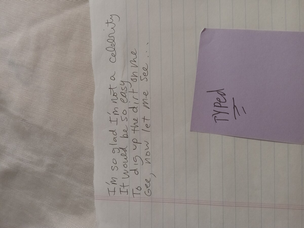 Item 930 — I'm so glad I'm not a celebrity, picture 2 of 2
