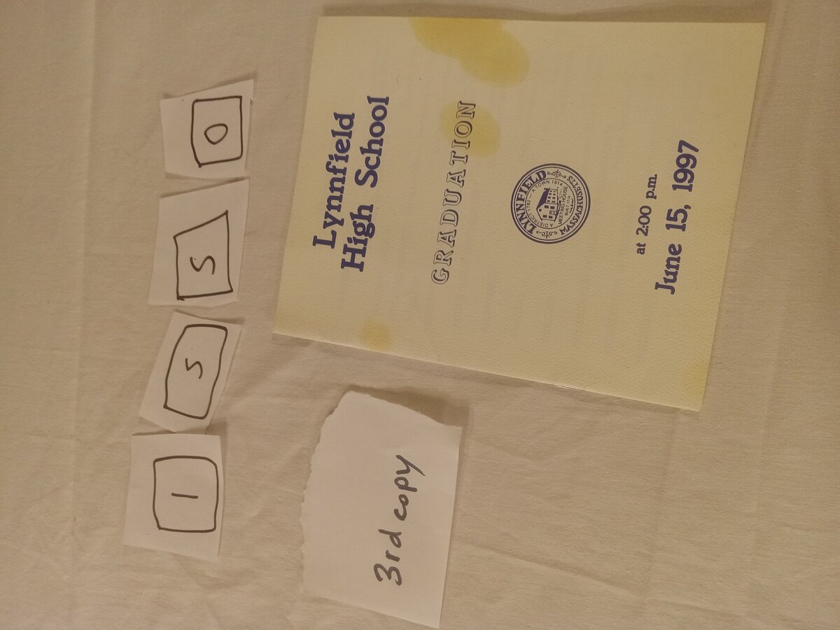 Item 1550 — GRADUATION, picture 1 of 4
