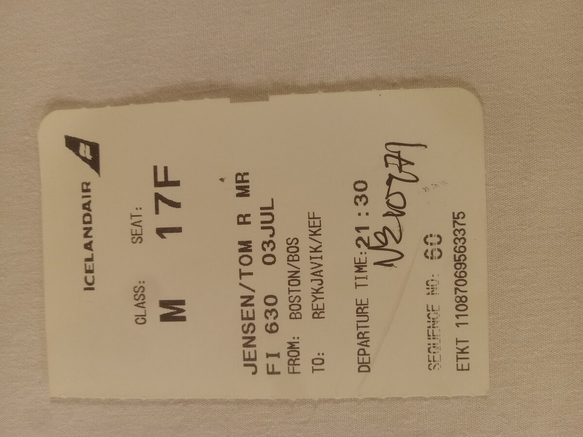 Item 1554 — Iceland And Scandinavia Travel Papers - Icelandair Boarding Passes, Bag Tags And REMA 1000 Receipts, picture 4 of 5