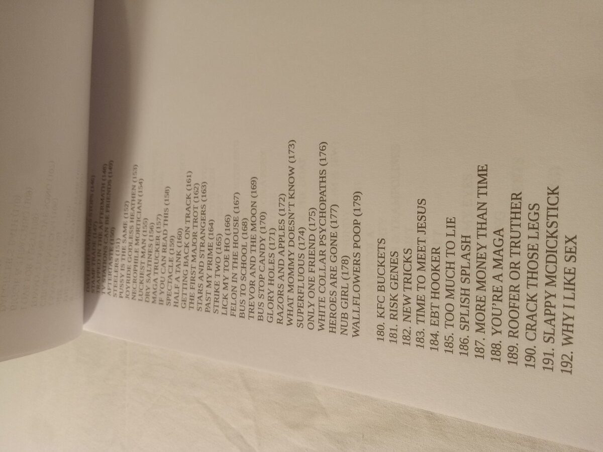 Item 1646 — 1-800 TITLES AND NUMBER, picture 5 of 5