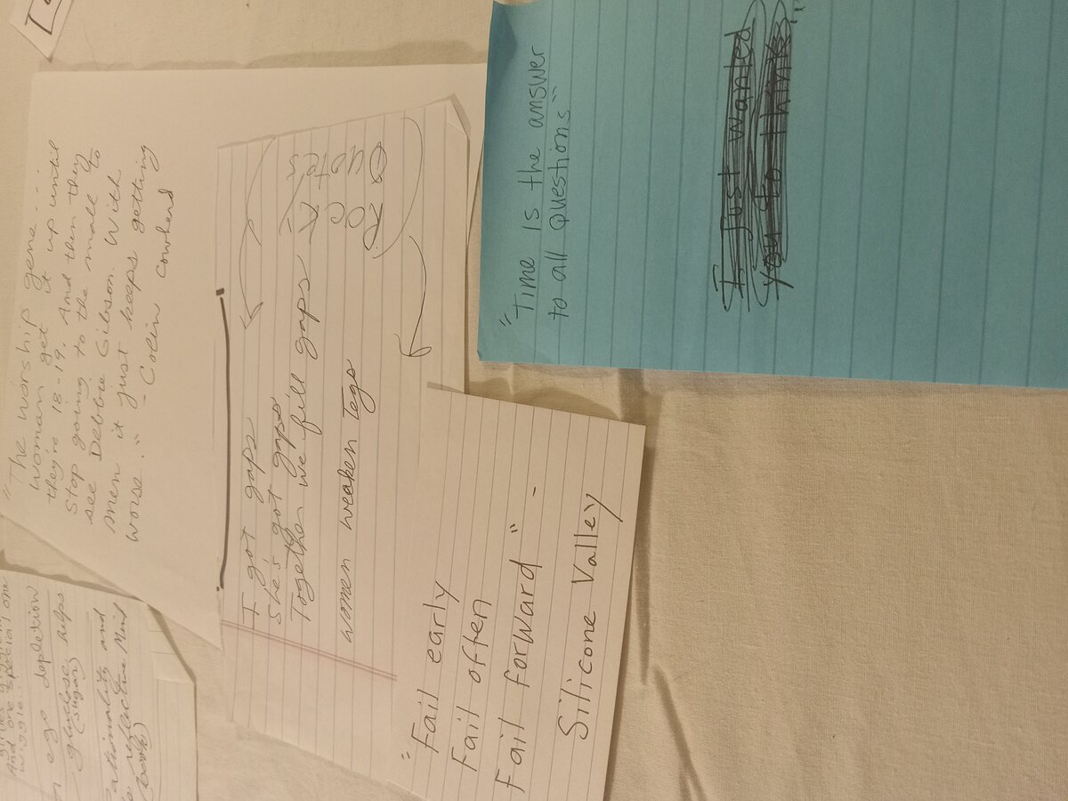 Item 1653 — NOTE CARDS AND QUOTE FRAGMENTS, picture 4 of 6