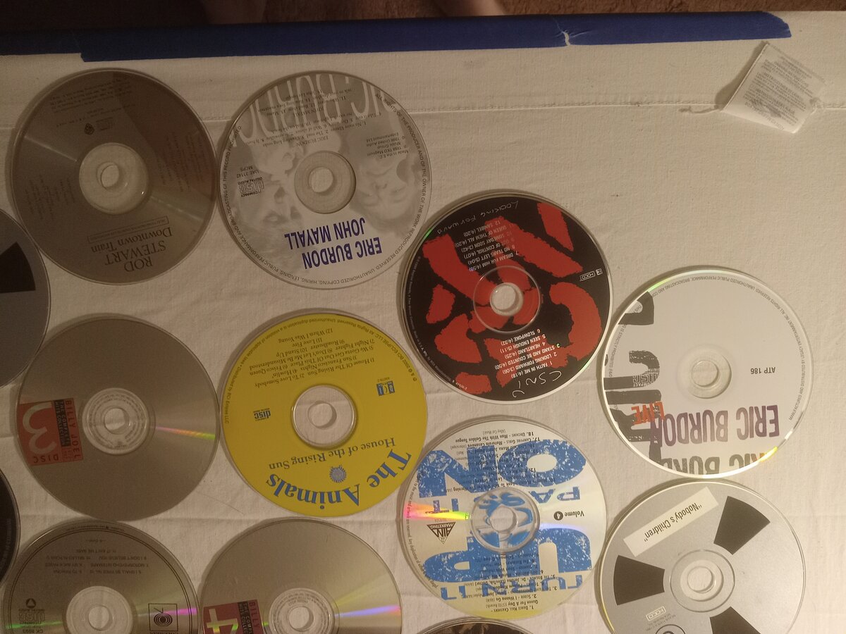 Item 1586 — CD + CD-R COLLECTION, picture 9 of 20