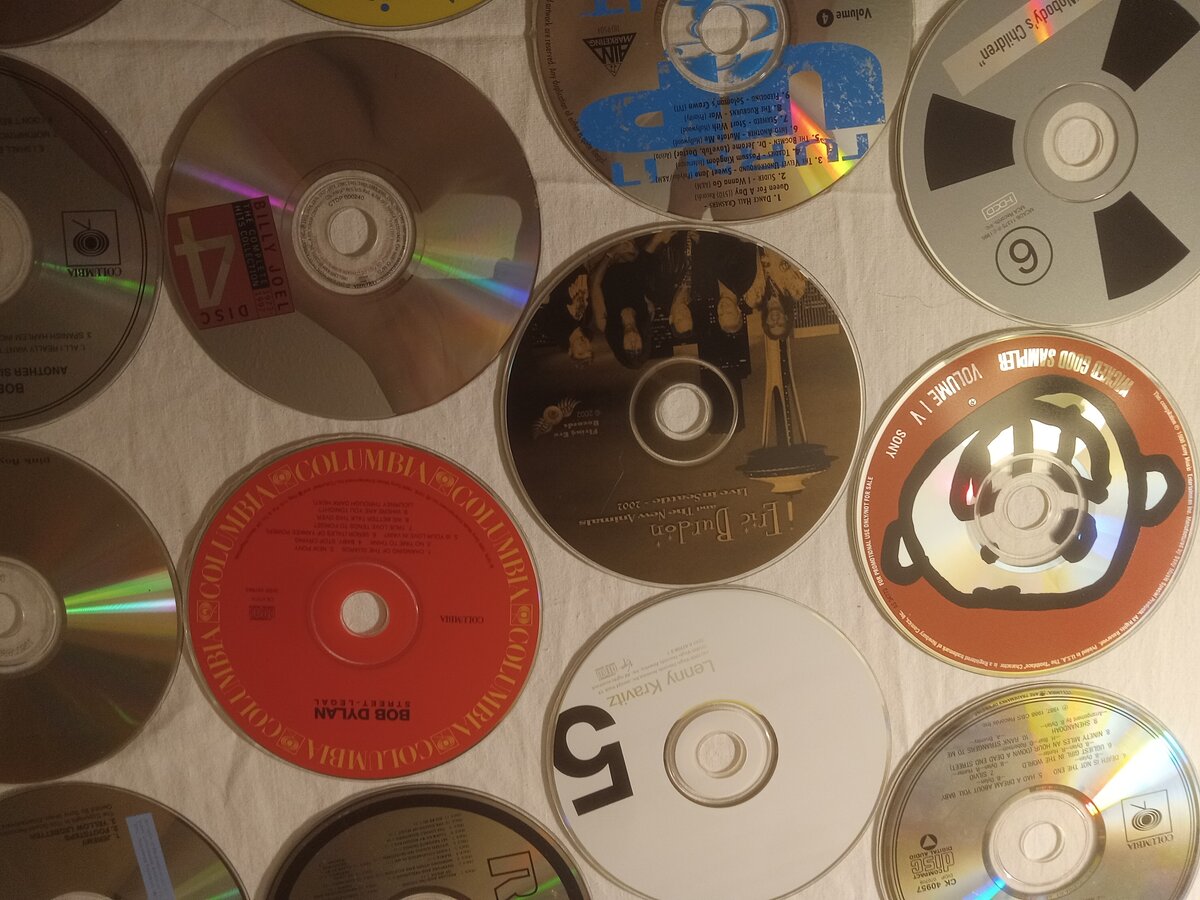 Item 1586 — CD + CD-R COLLECTION, picture 10 of 20