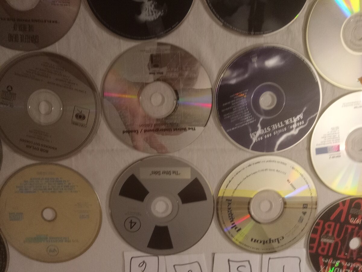 Item 1586 — CD + CD-R COLLECTION, picture 12 of 20