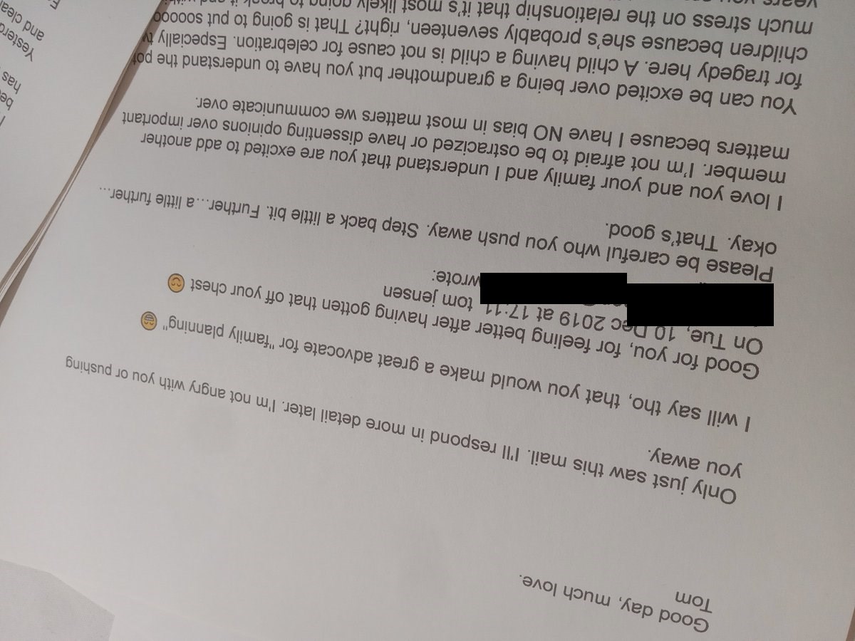 Item 1898 — Press kits, picture 11 of 12