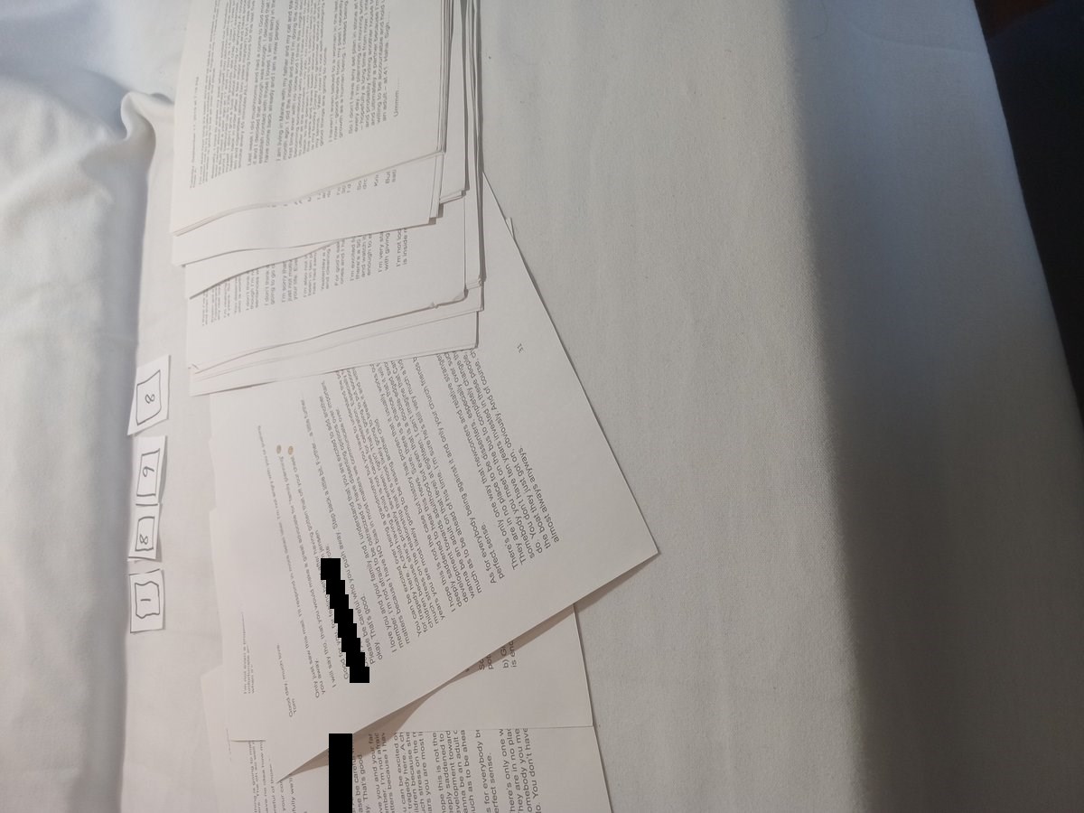 Item 1898 — Press kits, picture 9 of 12